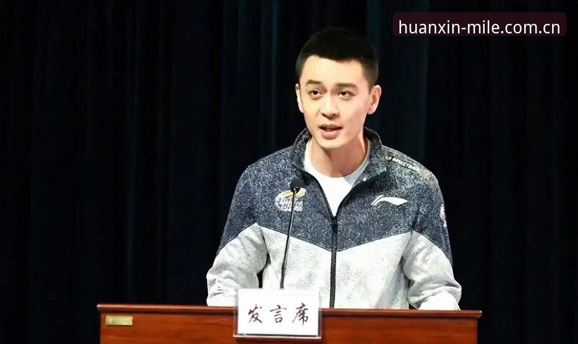 世界杯前锋井喷背后，杨鸣的一句话戳中了C罗的3重压力